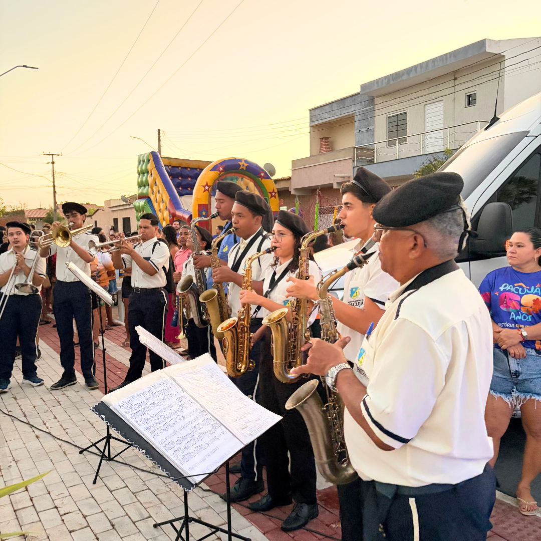 Pacujá celebra aniversário do CRAS com noite de entregas e serviços à população